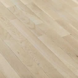 Red/White Oak Solid Bruce Flooring 2-1/4 Winter White